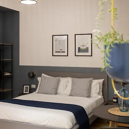 Chic Studio: Historic Elegance Trieste