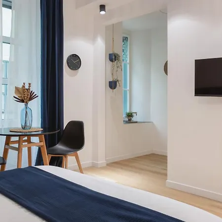 Appartamento Chic Studio: Historic Elegance